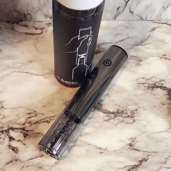 One-Touch Automatic Electric Wine Opener Aluminum Stainless Steel - Picture 11 of 16